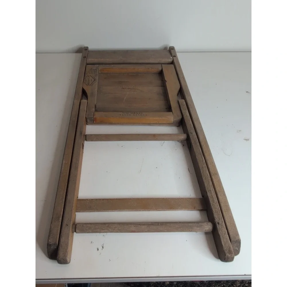 Antique Vintage Slat Wood Folding Chair Snyder Chair Co. USA